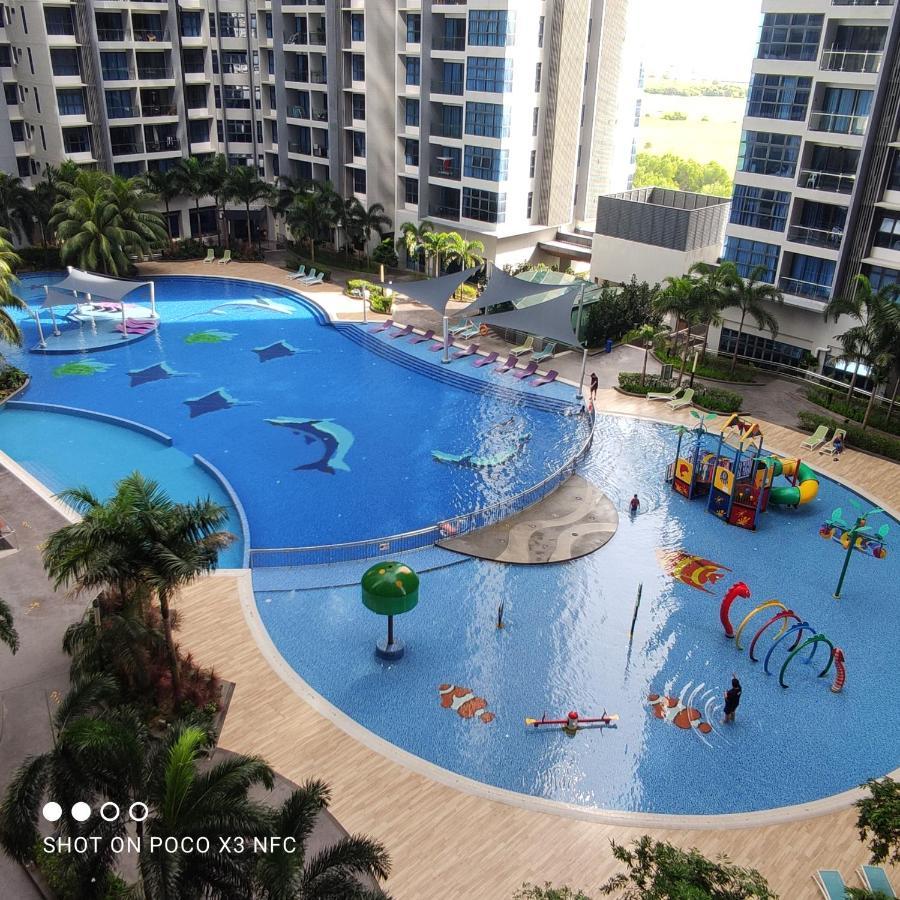 Atlantis Homestay Pool View 1210 Malacca Eksteriør billede